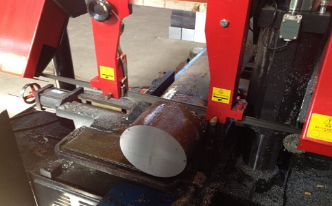 东莞生态园卧式带锯床加工时出现明显振荡如何排查？